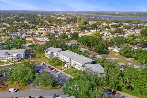 Condo in Seminole, Florida, 1 bedroom  № 1722708 - photo 27