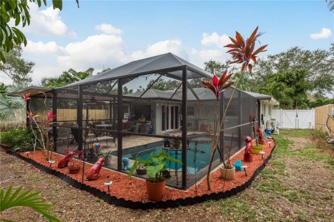 House in Dunedin, Florida 2 bedrooms, 114.55 sq.m. № 1533025 - photo 29
