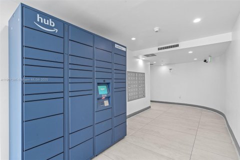 Снять в аренду кондоминиум в Майами-Бич, Флорида 1 спальня, 80.08м2, № 1963883 - фото 25