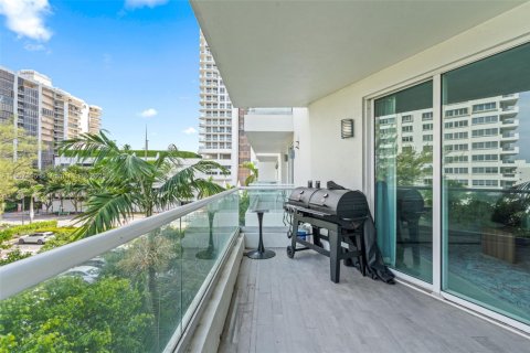 Снять в аренду кондоминиум в Майами-Бич, Флорида 1 спальня, 80.08м2, № 1963883 - фото 20