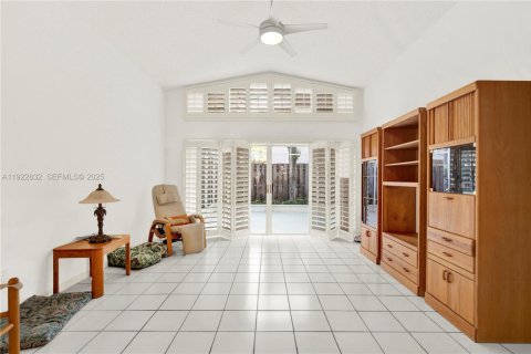 Купить виллу или дом в Майами, Флорида 3 спальни, 176.98м2, № 1986486 - фото 24