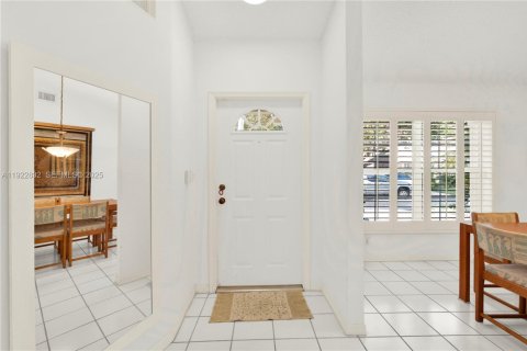 Купить виллу или дом в Майами, Флорида 3 спальни, 176.98м2, № 1986486 - фото 13