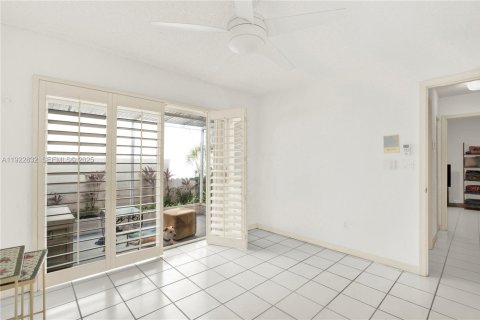 Купить виллу или дом в Майами, Флорида 3 спальни, 176.98м2, № 1986486 - фото 29