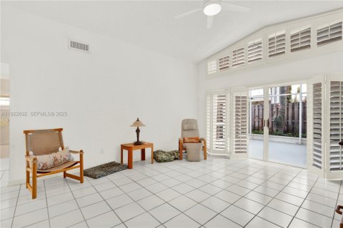 Купить виллу или дом в Майами, Флорида 3 спальни, 176.98м2, № 1986486 - фото 26