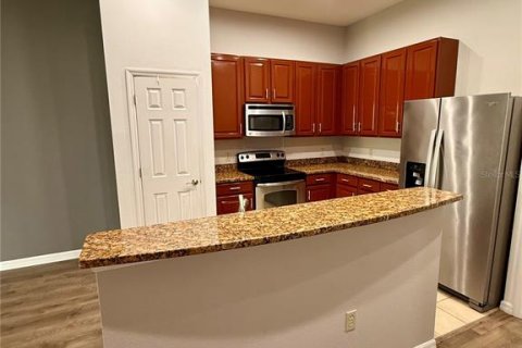 Touwnhouse à louer à Orlando, Floride: 3 chambres, 274.25 m2 № 1843744 - photo 5