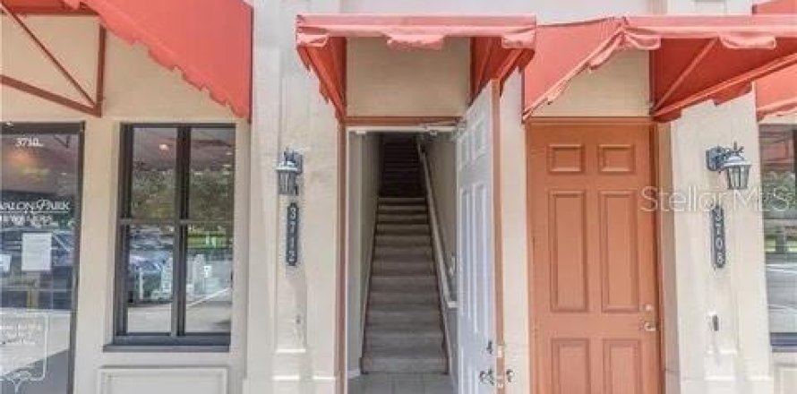 Adosado en Orlando, Florida 3 dormitorios, 274.25 m2 № 1843744