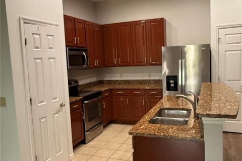 Touwnhouse à louer à Orlando, Floride: 3 chambres, 274.25 m2 № 1843744 - photo 4