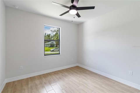 Casa en venta en Port Charlotte, Florida, 3 dormitorios, 156.45 m2 № 1909548 - foto 14