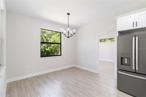 Casa en venta en Port Charlotte, Florida, 3 dormitorios, 156.45 m2 № 1909548 - foto 13