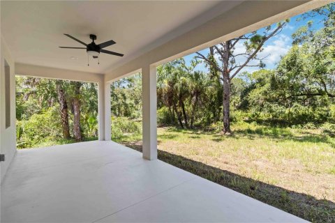 Casa en venta en Port Charlotte, Florida, 3 dormitorios, 156.45 m2 № 1909548 - foto 24