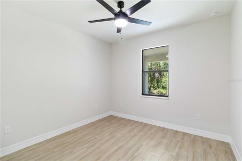 Casa en venta en Port Charlotte, Florida, 3 dormitorios, 156.45 m2 № 1909548 - foto 17