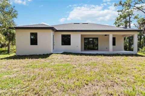 Casa en venta en Port Charlotte, Florida, 3 dormitorios, 156.45 m2 № 1909548 - foto 26