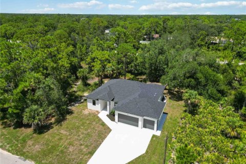 Casa en venta en Port Charlotte, Florida, 3 dormitorios, 156.45 m2 № 1909548 - foto 28