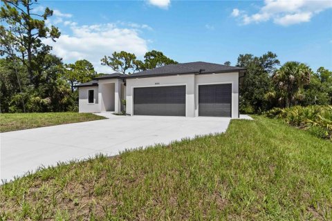 Casa en venta en Port Charlotte, Florida, 3 dormitorios, 156.45 m2 № 1909548 - foto 2