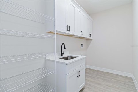 Casa en venta en Port Charlotte, Florida, 3 dormitorios, 156.45 m2 № 1909548 - foto 22