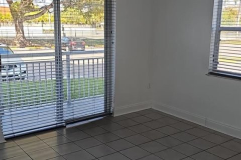 Condo in Cutler Bay, Florida, 2 bedrooms  № 1994063 - photo 18