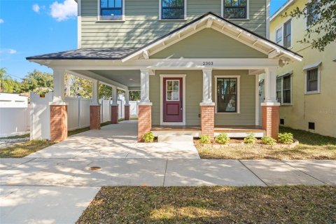 House in Tampa, Florida 3 bedrooms, 131.46 sq.m. № 2094486 - photo 3
