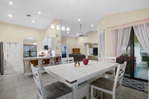 Villa ou maison à vendre à West Palm Beach, Floride: 3 chambres, 208.66 m2 № 2082487 - photo 16