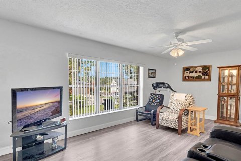 Villa ou maison à vendre à Longwood, Floride: 4 chambres, 190.54 m2 № 2398326 - photo 29