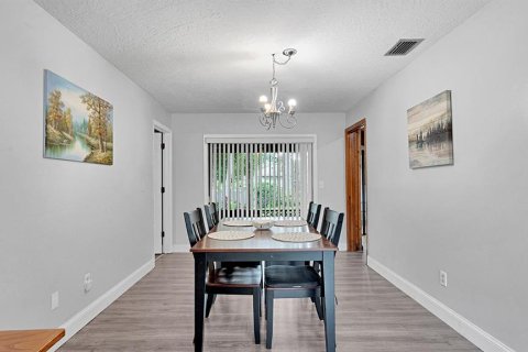 Villa ou maison à vendre à Longwood, Floride: 4 chambres, 190.54 m2 № 2398326 - photo 26