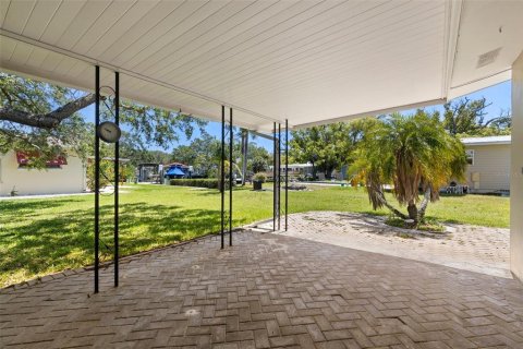 House in Palm Harbor, Florida 2 bedrooms, 153.85 sq.m. № 1624938 - photo 10