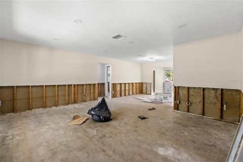 House in Palm Harbor, Florida 2 bedrooms, 153.85 sq.m. № 1624938 - photo 19