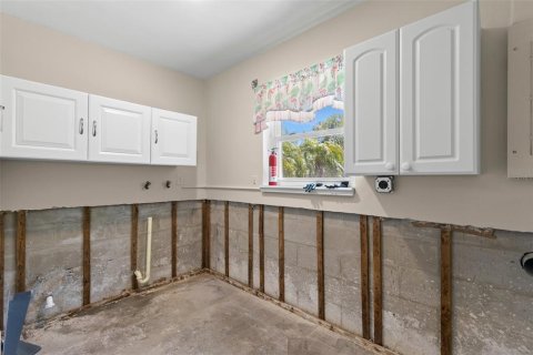 House in Palm Harbor, Florida 2 bedrooms, 153.85 sq.m. № 1624938 - photo 27