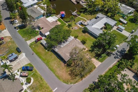 House in Palm Harbor, Florida 2 bedrooms, 153.85 sq.m. № 1624938 - photo 6
