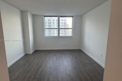 Copropriété à louer à Miami, Floride: 2 chambres, 105.91 m2 № 2063576 - photo 23