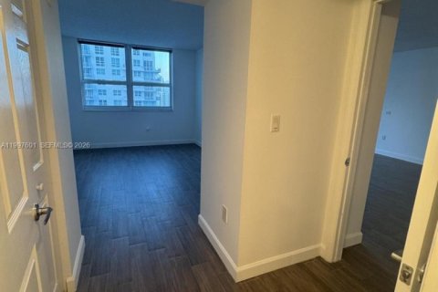 Copropriété à louer à Miami, Floride: 2 chambres, 105.91 m2 № 2063576 - photo 20