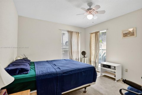 Купить кондоминиум в Корал-Спрингс, Флорида 2 спальни, 92.9м2, № 1948615 - фото 15