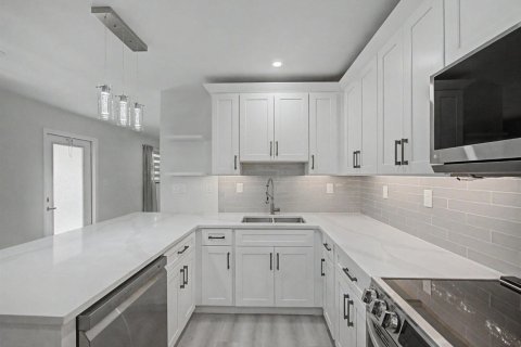 Casa en venta en Palm Beach Gardens, Florida, 3 dormitorios, 129.6 m2 № 2178581 - foto 9