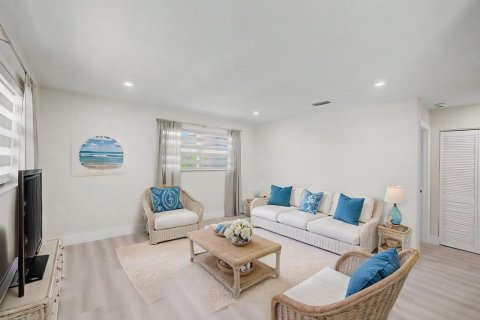 Casa en venta en Palm Beach Gardens, Florida, 3 dormitorios, 129.6 m2 № 2178581 - foto 4