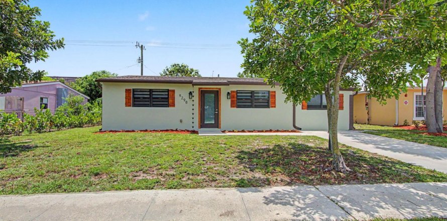 Casa en Palm Beach Gardens, Florida 3 dormitorios, 129.6 m2 № 2178581