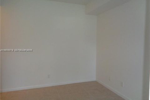 Condominio en venta en Deerfield Beach, Florida, 2 dormitorios, 74.97 m2 № 2034439 - foto 8