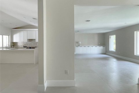 Casa en venta en Palmetto Bay, Florida, 5 dormitorios, 326.74 m2 № 1716155 - foto 6