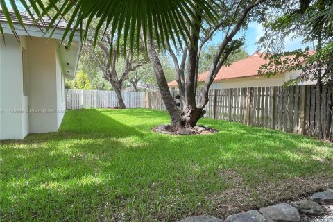 Casa en venta en Palmetto Bay, Florida, 5 dormitorios, 326.74 m2 № 1716155 - foto 24