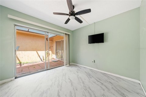 Condominio en venta en Pinellas Park, Florida, 2 dormitorios, 97.55 m2 № 1618431 - foto 17