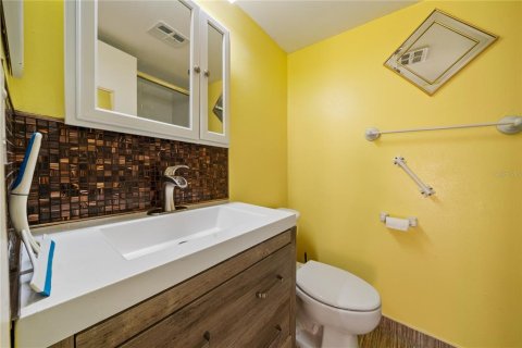 Condominio en venta en Pinellas Park, Florida, 2 dormitorios, 97.55 m2 № 1618431 - foto 16