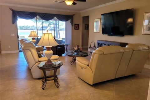 Villa ou maison à vendre à Ocala, Floride: 3 chambres, 234.95 m2 № 2121886 - photo 4