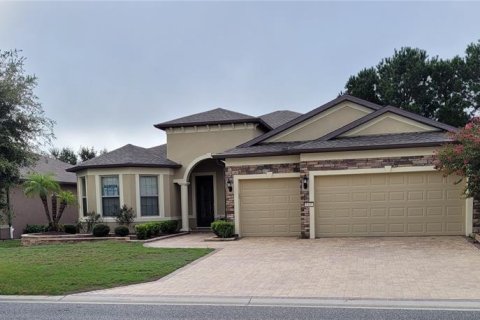 Casa en Ocala, Florida 3 dormitorios, 234.95 m2 № 2121886