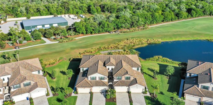 Condominio en Lakewood Ranch, Florida, 3 dormitorios  № 2096073