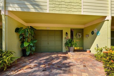 Condo à Treasure Island, Floride, 2 chambres  № 2389074