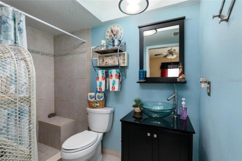 Copropriété à louer à Treasure Island, Floride: 2 chambres, 162.58 m2 № 2389074 - photo 16