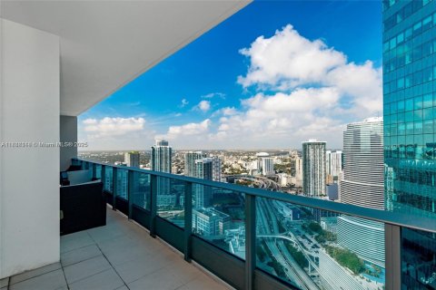 Condominio en venta en Miami, Florida, 2 dormitorios, 114.92 m2 № 2018735 - foto 17