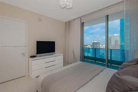 Condominio en venta en Miami, Florida, 2 dormitorios, 114.92 m2 № 2018735 - foto 12
