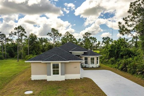 Villa ou maison à louer à Rotonda, Floride: 3 chambres, 140 m2 № 1856478 - photo 1