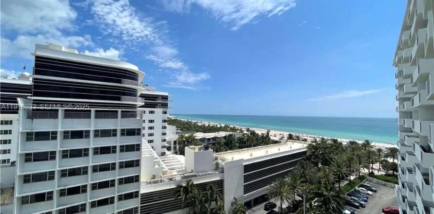 Кондоминиум с 1 спальней в Майами-Бич, Флорида № 1992279