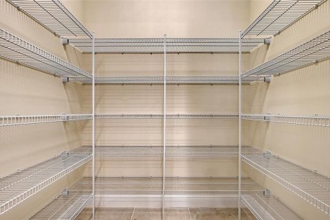 Villa ou maison à vendre à Sarasota, Floride: 4 chambres, 216.65 m2 № 2121658 - photo 10