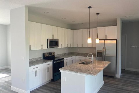 Villa ou maison à vendre à Port Charlotte, Floride: 4 chambres, 176.79 m2 № 2425397 - photo 10